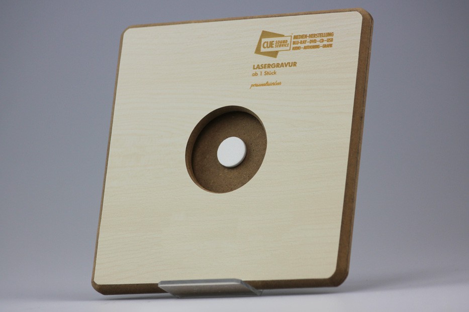 04_cue_lasergravur_cd_huelle