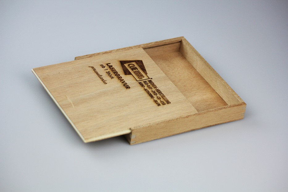 02_cd_a_holzbox_cd_dvd_schiebedeckel